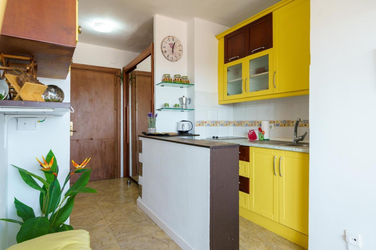 Ct 185 - Six Colors Torremolinos Appartement Buitenkant foto